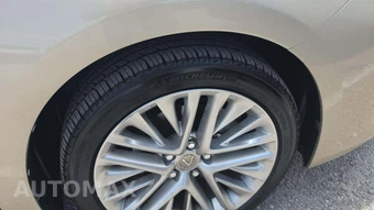 2013 Lexus ES 350 – miniatura 19