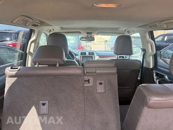 2013 Lexus GX 460 - miniatura 9