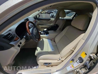 2013 Lexus LS 460 - miniatura 6