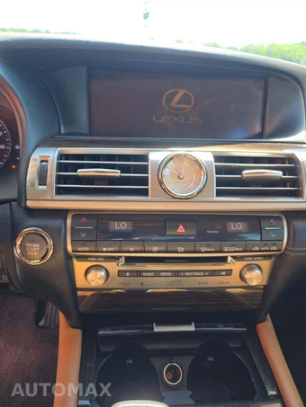 2013 Lexus LS 460 – miniatura 10