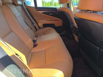 2013 Lexus LS 460 – miniatura 16