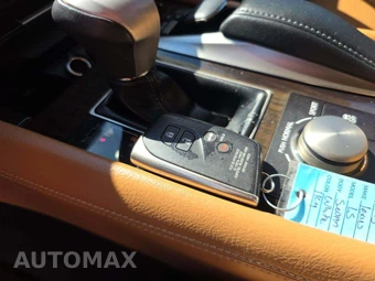 2013 Lexus LS 460 – miniatura 8