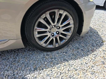 2013 Lexus LS 460 – miniatura 23
