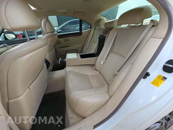 2013 Lexus LS 460 – miniatura 13