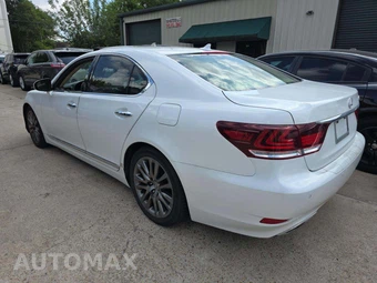 2013 Lexus LS 460 – miniatura 2