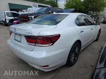 2013 Lexus LS 460 – miniatura 3