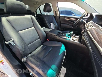 2013 Lexus LS 460 – miniatura 18