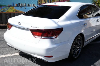 2013 Lexus LS 460 - miniatura 27