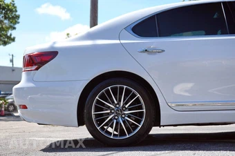 2013 Lexus LS 460 - miniatura 29
