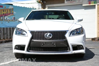2013 Lexus LS 460 - miniatura 3
