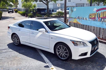 2013 Lexus LS 460 - miniatura 34
