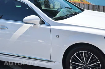 2013 Lexus LS 460 - miniatura 35