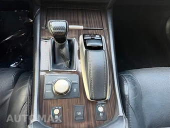2013 Lexus LS 460 - miniatura 21