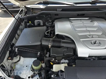 2013 Lexus LX 570 – miniatura 26