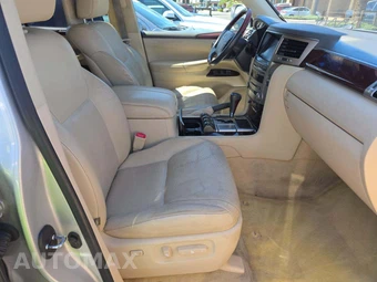 2013 Lexus LX 570 – miniatura 16