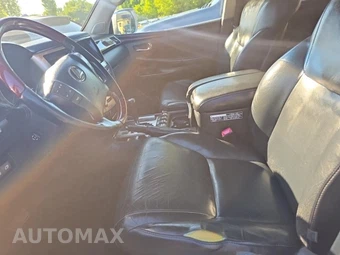 2013 Lexus LX 570 – miniatura 13