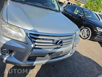 2013 Lexus LX 570 – miniatura 2
