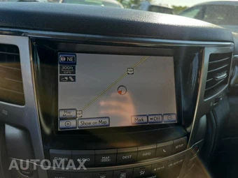 2013 Lexus LX 570 – miniatura 23