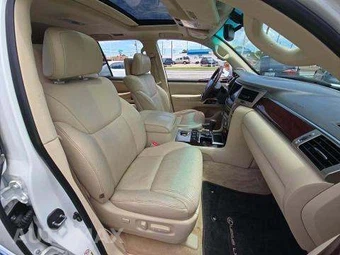 2013 Lexus LX 570 – miniatura 19