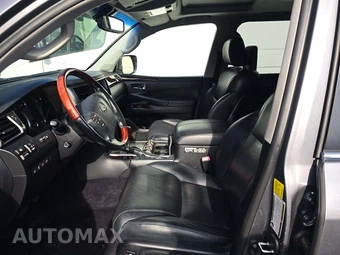 2013 Lexus LX 570 - miniatura 6