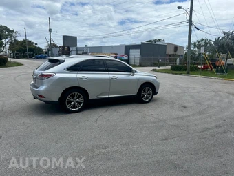 2013 Lexus RX 450h - miniatura 13