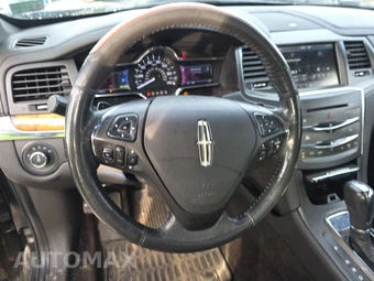 2013 Lincoln MKS - miniatura 10
