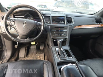 2013 Lincoln MKS - miniatura 11