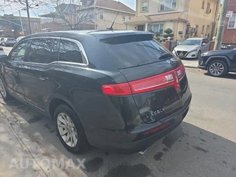 2013 Lincoln MKT Base - miniatura 8