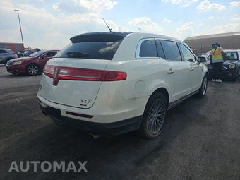 2013 Lincoln MKT EcoBoost – miniatura 4