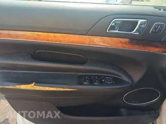 2013 Lincoln MKT EcoBoost – miniatura 9