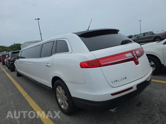 2013 Lincoln MKT w/Limo Pkg – miniatura 6