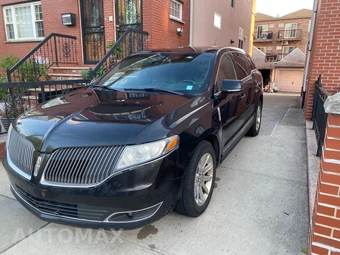 2013 Lincoln MKT w/Livery Pkg – miniatura 29