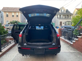 2013 Lincoln MKT w/Livery Pkg – miniatura 39