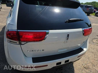 2013 Lincoln MKX – miniatura 5