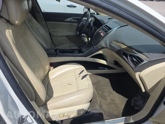 2013 Lincoln MKZ – miniatura 8