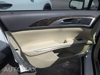 2013 Lincoln MKZ – miniatura 9