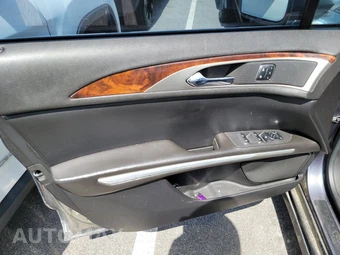 2013 Lincoln MKZ – miniatura 9