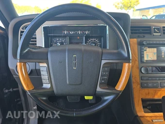 2013 Lincoln Navigator – miniatura 10