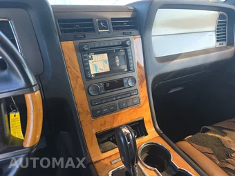 2013 Lincoln Navigator – miniatura 11