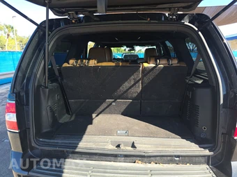 2013 Lincoln Navigator – miniatura 17