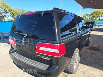 2013 Lincoln Navigator – miniatura 4