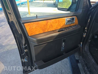 2013 Lincoln Navigator – miniatura 9