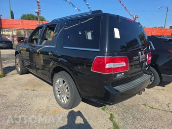 2013 Lincoln Navigator – miniatura 2