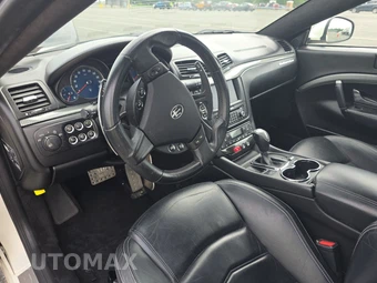 2013 Maserati GranTurismo MC Coupe – miniatura 11