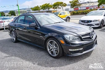 2013 Mercedes-Benz AMG C 63 Sedan - miniatura 3