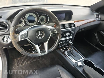 2013 Mercedes-Benz C 250 Coupe – miniatura 11