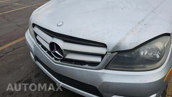 2013 Mercedes-Benz C 250 Coupe – miniatura 21