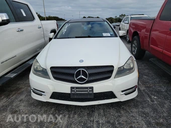 2013 Mercedes-Benz C 250 Coupe – miniatura 2