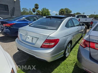 2013 Mercedes-Benz C 250 Coupe – miniatura 3