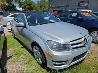 2013 Mercedes-Benz C 250 Coupe – miniatura 4